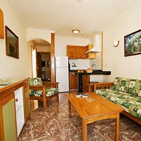 Richmond Atsol Apartment